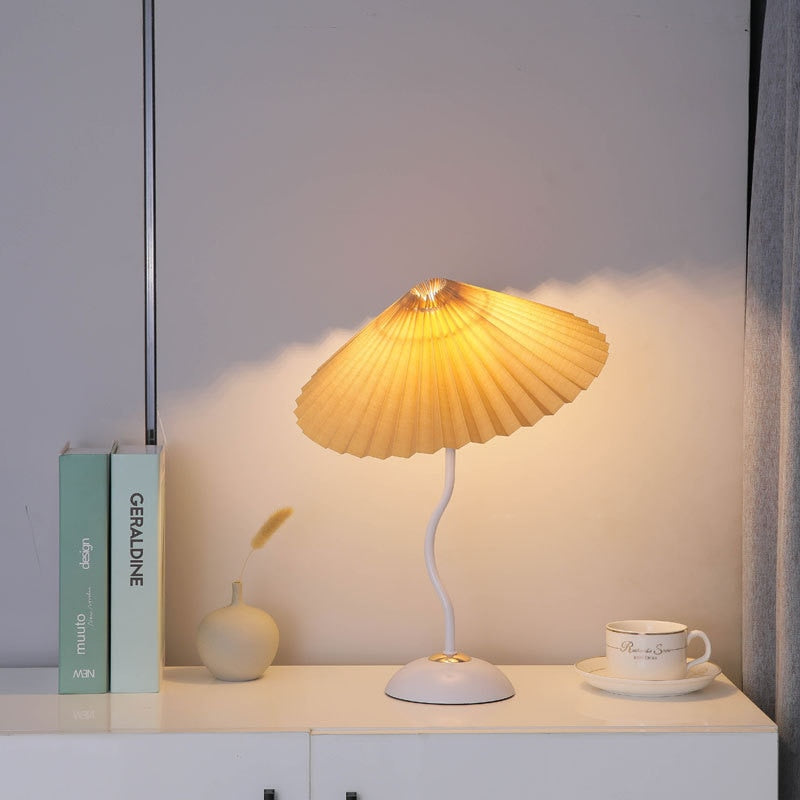 TAIYO Pleated Table Lamp