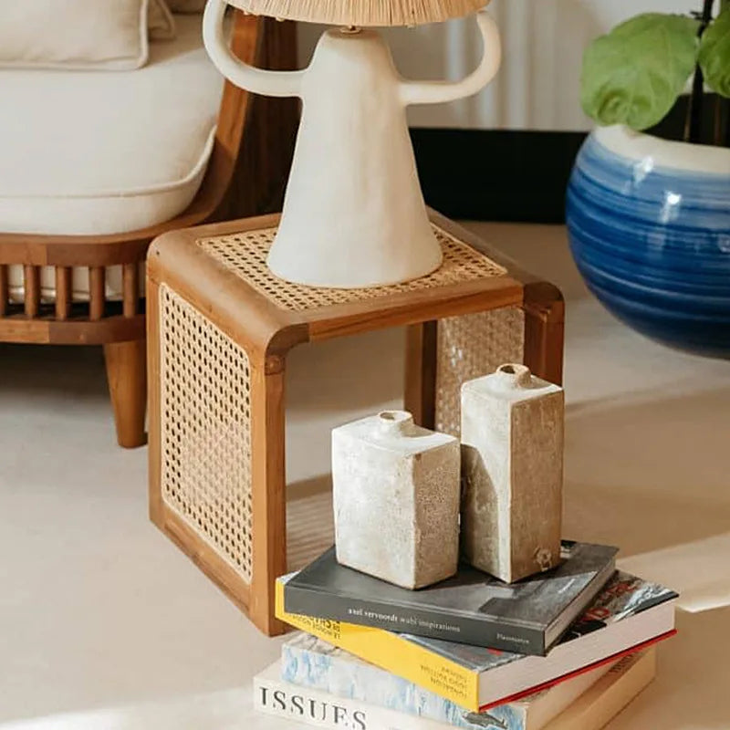 WEVEN Rattan Side Table